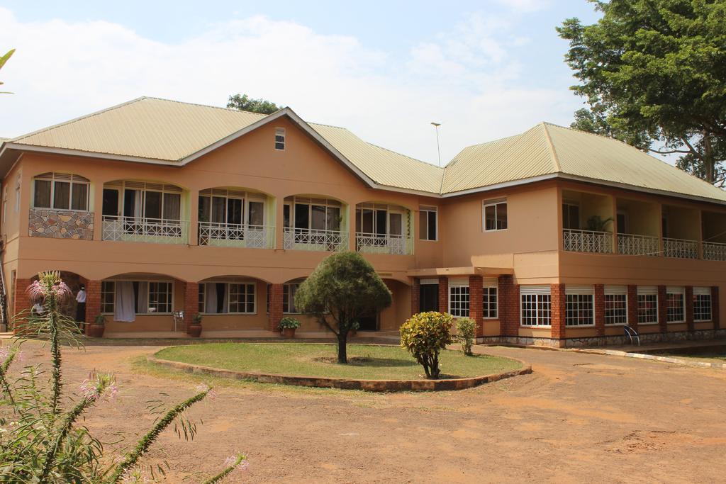 Jinja Safari Hotel Exterior foto