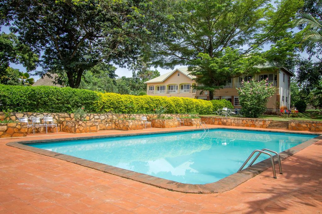 Jinja Safari Hotel Exterior foto